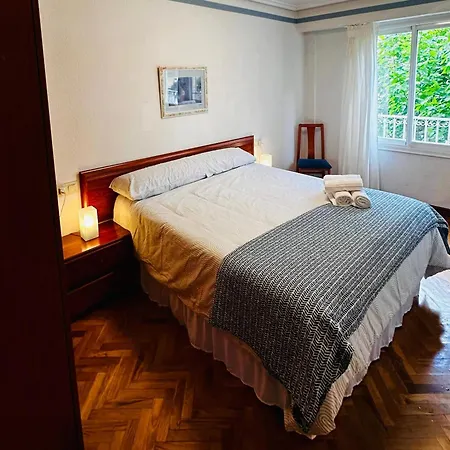 En Pleno Centro Con Parking Incluido Atuaire Apartman *